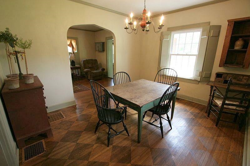 610 East Riverside Drive Jasper, IN 47546 - Photo 15 of 36 Gallery Image 15
