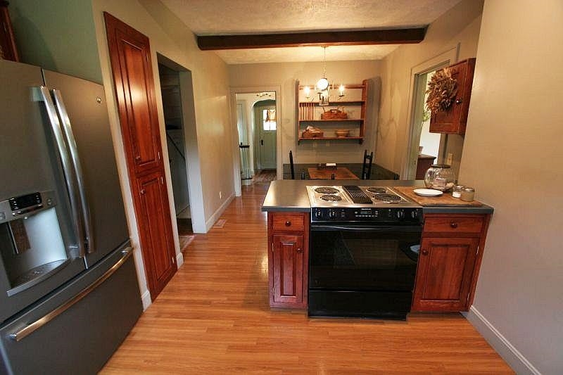 610 East Riverside Drive Jasper, IN 47546 - Photo 21 of 36 Gallery Image 21