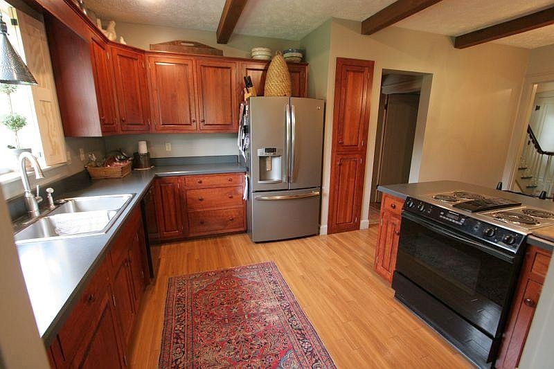 610 East Riverside Drive Jasper, IN 47546 - Photo 22 of 36 Gallery Image 22