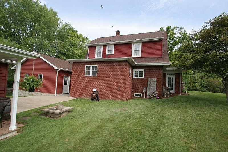 610 East Riverside Drive Jasper, IN 47546 - Photo 6 of 36 Gallery Image 6