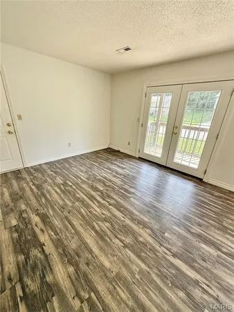 $875 | 1002 Apache Drive, Unit 1, Collinsville, IL 62234