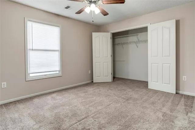 $225,000 | 813 167th Court, Gardner, KS 66030