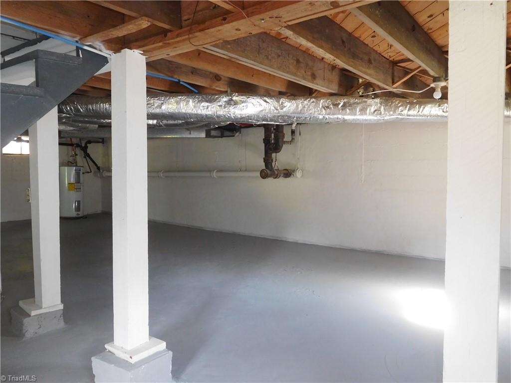 1025 Motor Road Winston-Salem, NC 27105 - Photo 27 of 33 SUPER CLEAN BASEMENT - PERFECT FOR STORAGE.