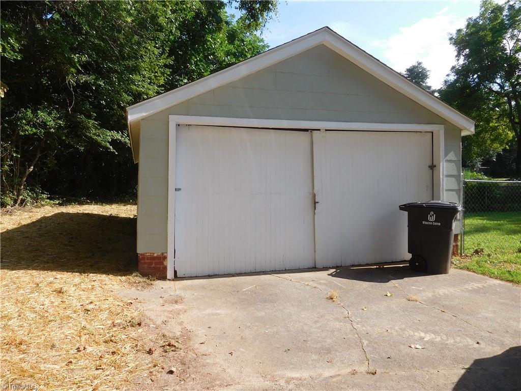 1025 Motor Road Winston-Salem, NC 27105 - Photo 29 of 33 OUTBUILDING.