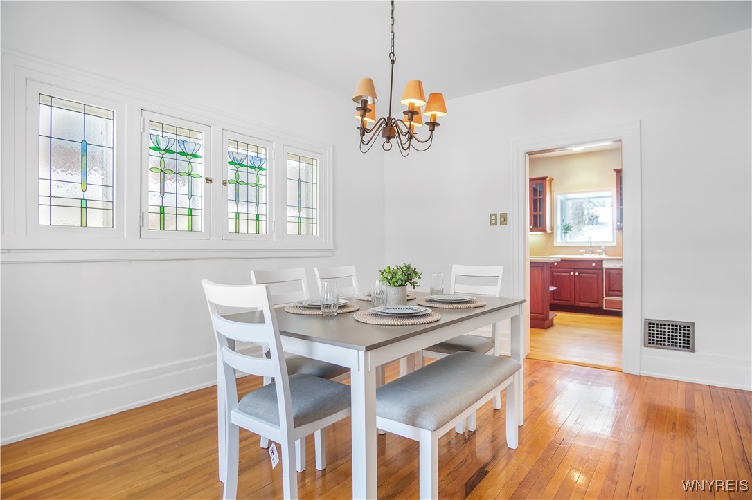 24 Admiral Road Buffalo, NY 14216 - Photo 8 of 26 DINING