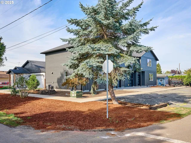 $414,900 | 220 Juniper Avenue, Gervais, OR 97026