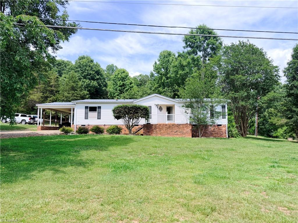 1390 Cb Eller School Road Elkin, NC 28621 - Photo 2 of 33