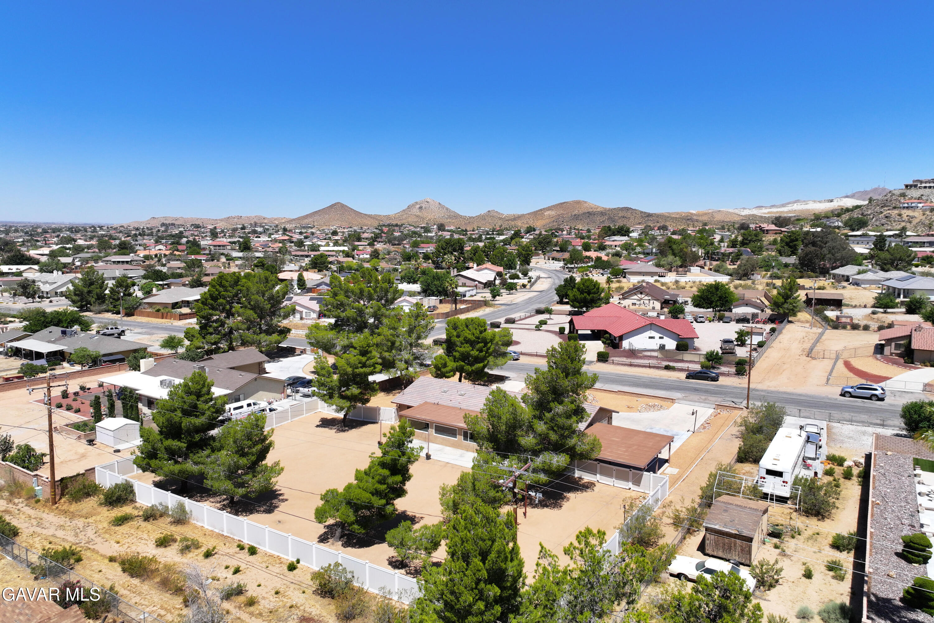 16311 Nosoni Road Apple Valley, CA 92307 - Photo 45 of 47 Nosoni Rd-41