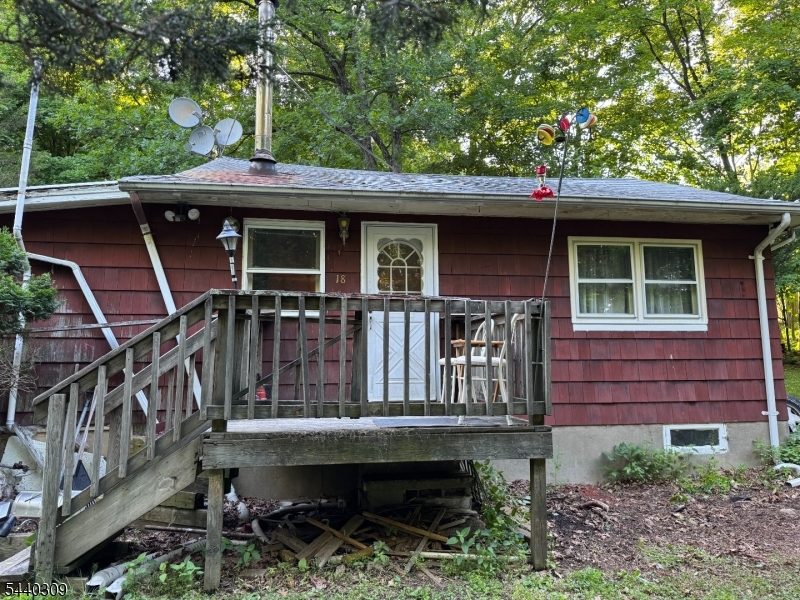 18 Quayle Road Lake Hopatcong, NJ 07849 - Photo 14 of 19 Gallery Image 14