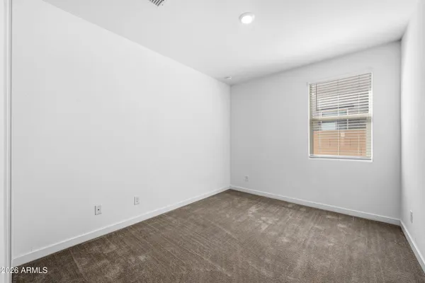 $2,595 | 1627 West Estes Way, Phoenix, AZ 85041
