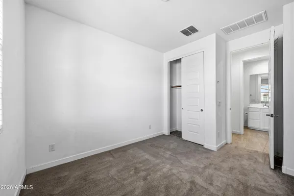 $2,595 | 1627 West Estes Way, Phoenix, AZ 85041
