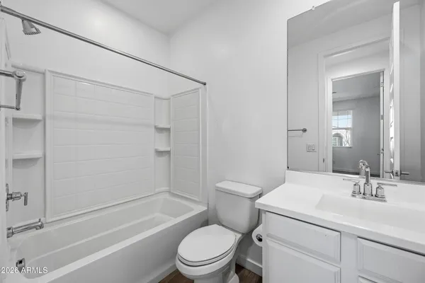 $2,595 | 1627 West Estes Way, Phoenix, AZ 85041