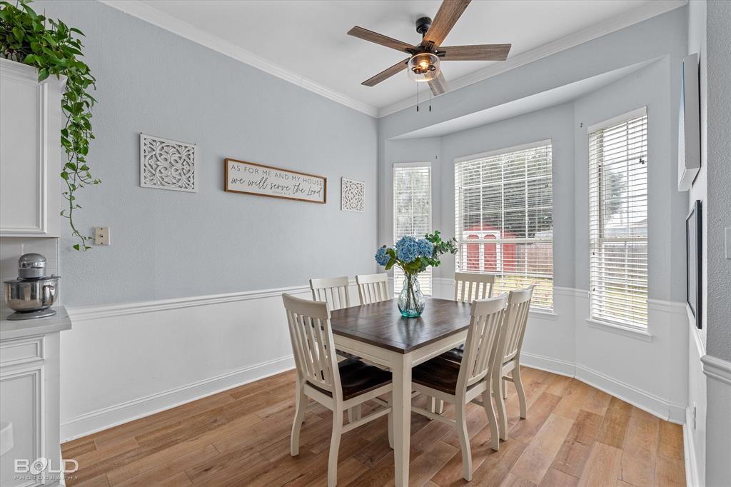 6020 Applegate Circle Bossier City, LA 71111 - Photo 20 of 36 a view of a dining room with furniture and window