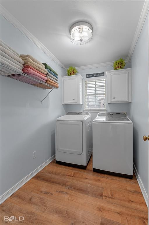 6020 Applegate Circle Bossier City, LA 71111 - Photo 36 of 36 a utility room with dryer and washer