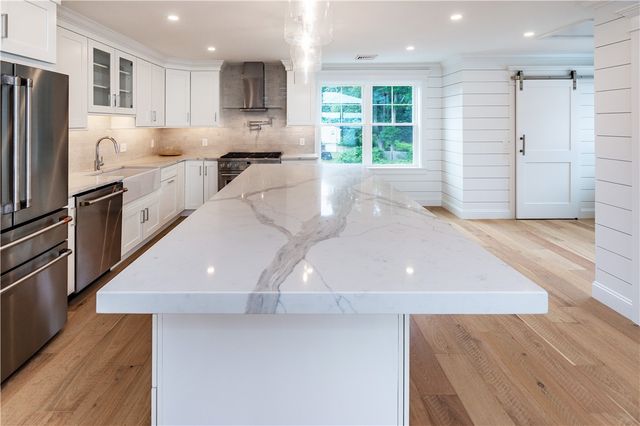 $1,500,000 | 5 Williams Street, Unit 4, Warwick, RI 02818