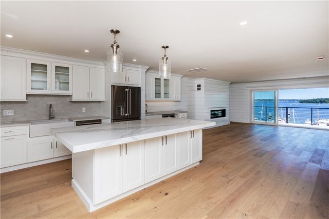 $1,500,000 | 5 Williams Street, Unit 4, Warwick, RI 02818