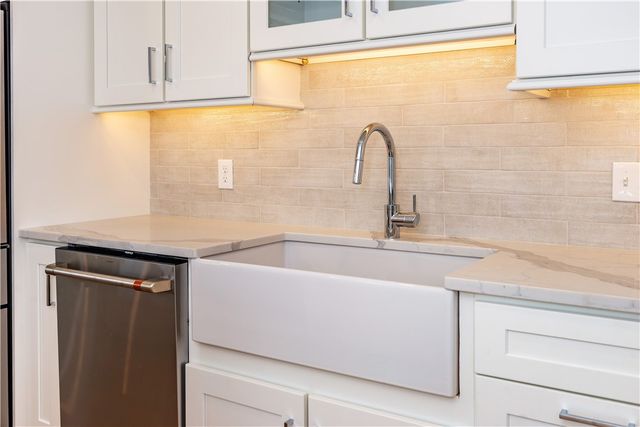 $1,500,000 | 5 Williams Street, Unit 4, Warwick, RI 02818