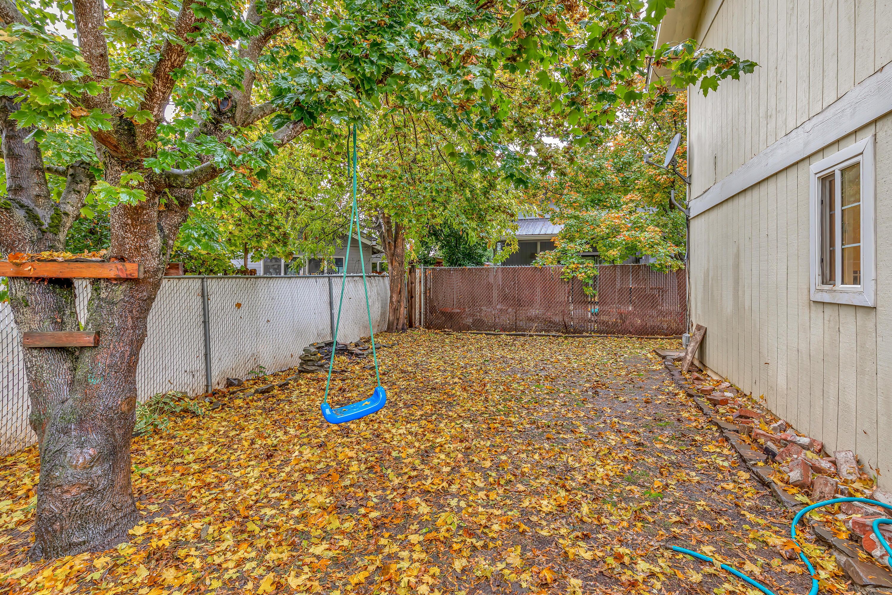 657 Sarah Lane Eagle Point, OR 97524 - Photo 23 of 24 9R9A6425