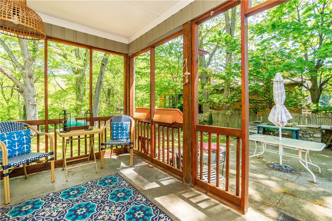 220 Alvin Street Warwick, RI 02886 - Photo 13 of 45
