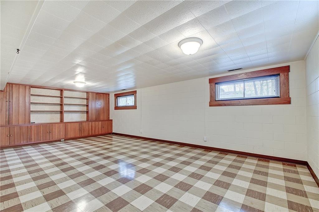 6345 Knyghton Road Indianapolis, IN 46220 - Photo 29 of 37 Gallery Image 29