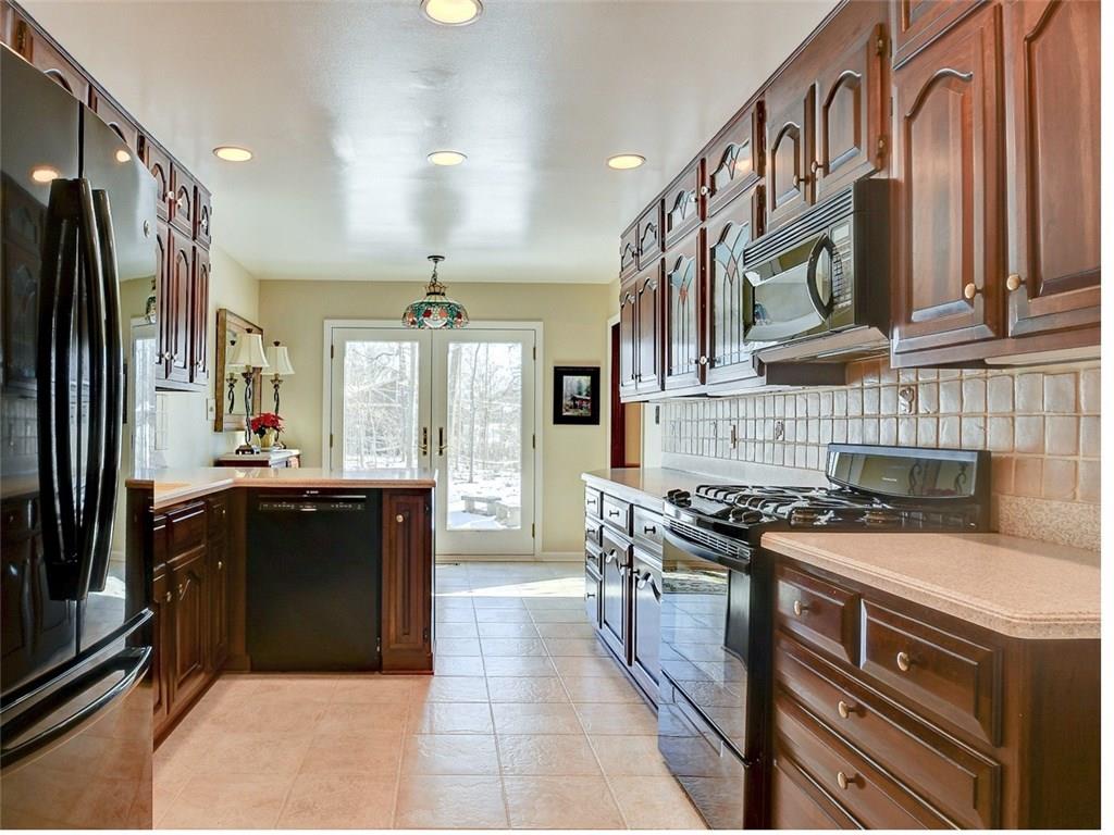 6345 Knyghton Road Indianapolis, IN 46220 - Photo 10 of 37 Gallery Image 10