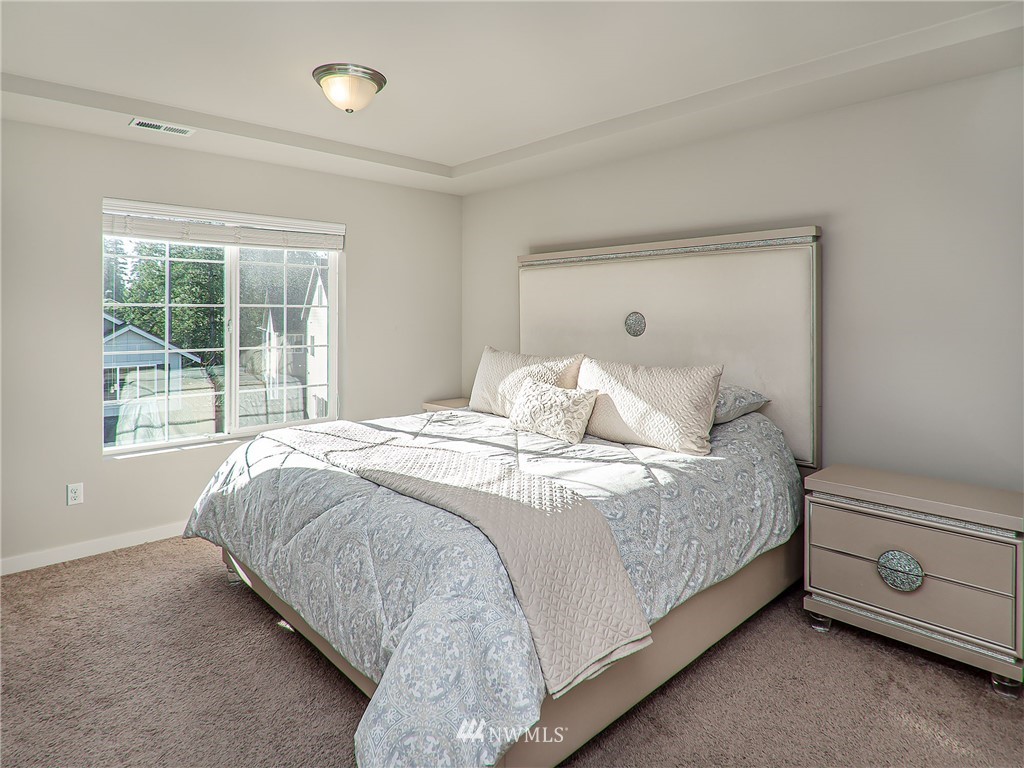 19 157th Lane Southeast Bothell, WA 98012 - Photo 16 of 24 Gallery Image 16
