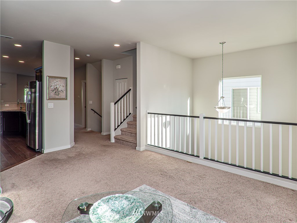 19 157th Lane Southeast Bothell, WA 98012 - Photo 7 of 24 Gallery Image 7