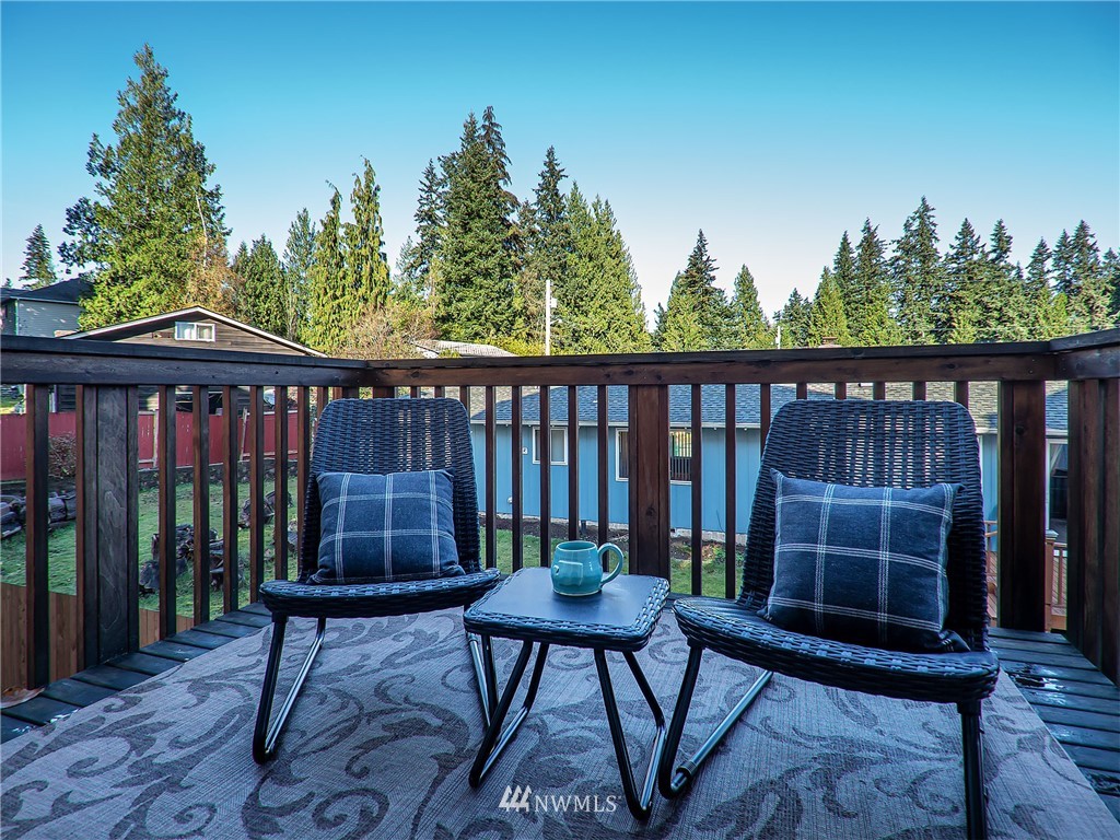 19 157th Lane Southeast Bothell, WA 98012 - Photo 10 of 24 Gallery Image 10