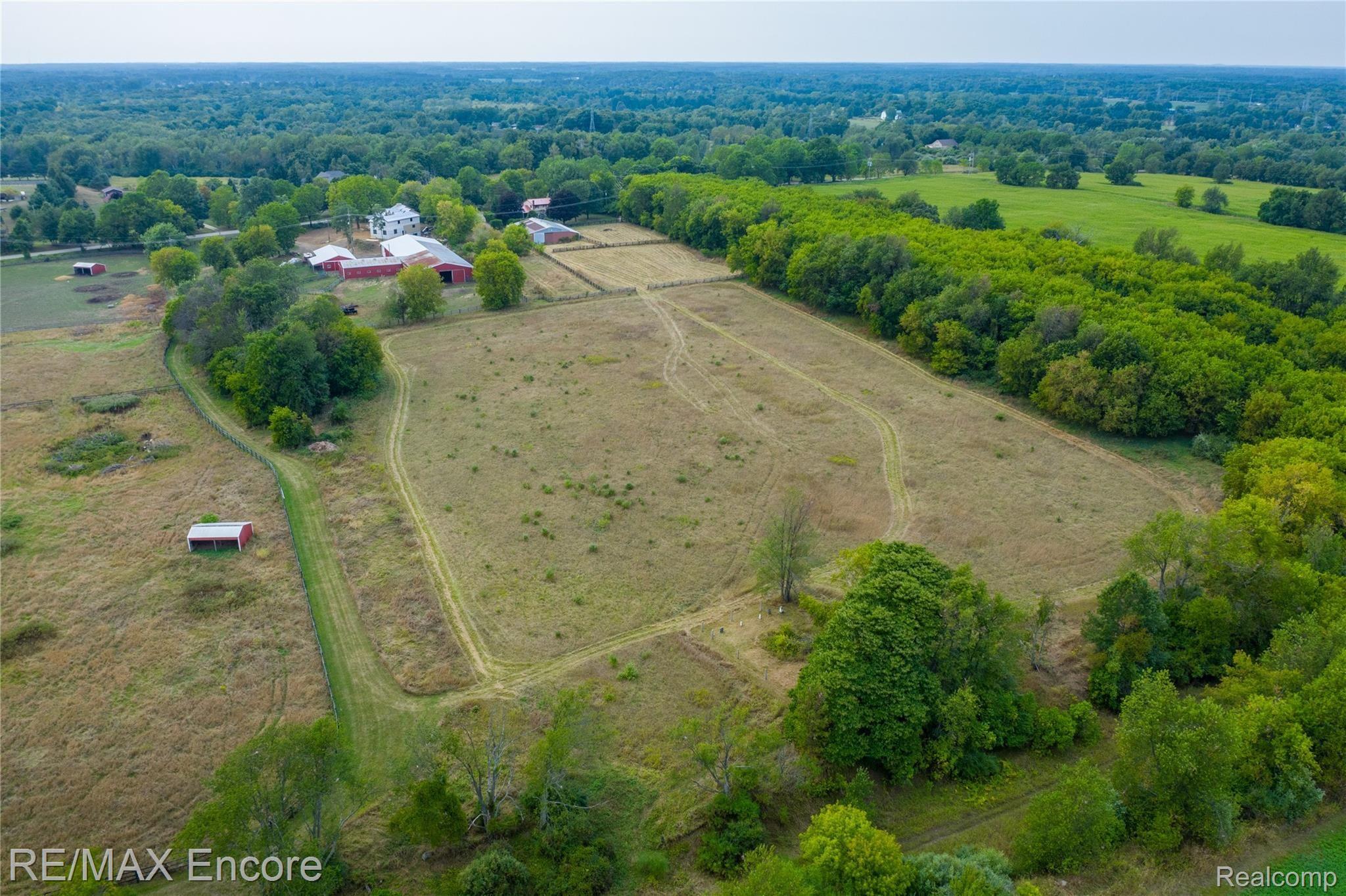 2893 Metamora Road Metamora, MI 48455 - Photo 9 of 70 2893 Metamora Rd-75.jpg