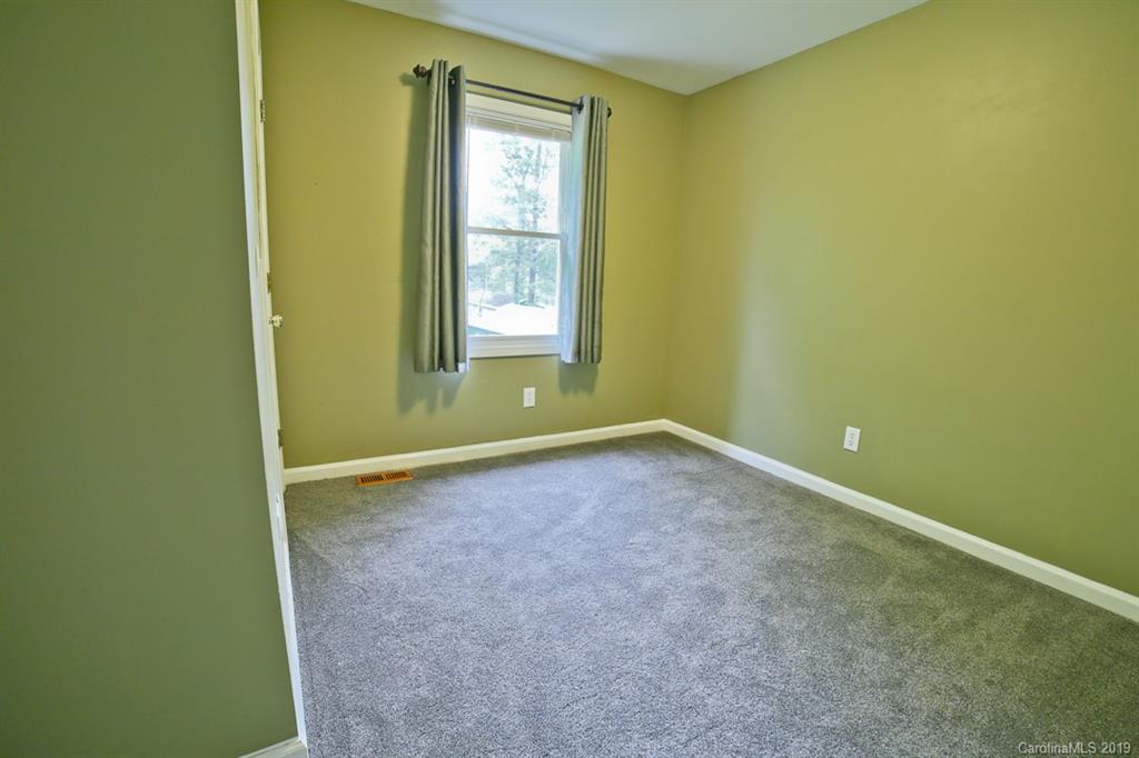 2121 Crosstrail Ridge Rock Hill, SC 29732 - Photo 11 of 19 Gallery Image 11