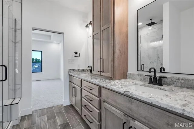 $495,000 | 1141 Bell Mountain Drive, Farmington, MO 63640