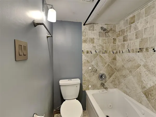 $2,500 | 2986 Buttonwood Drive, Carrollton, TX 75006