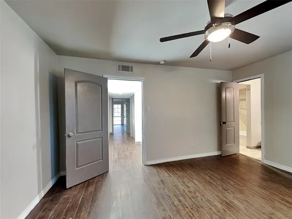 $2,500 | 2986 Buttonwood Drive, Carrollton, TX 75006