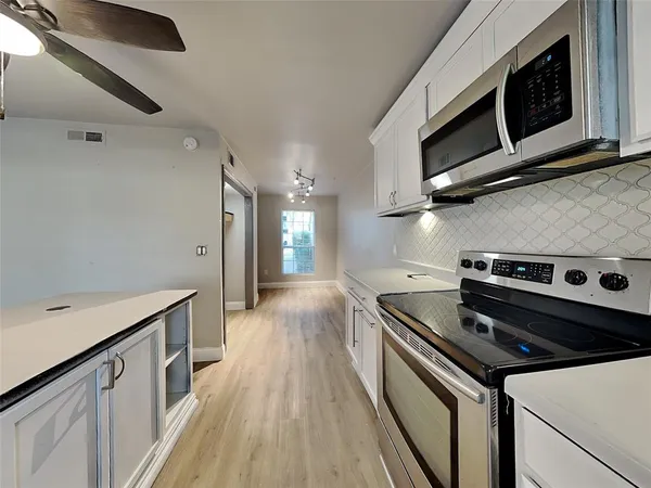 $2,500 | 2986 Buttonwood Drive, Carrollton, TX 75006