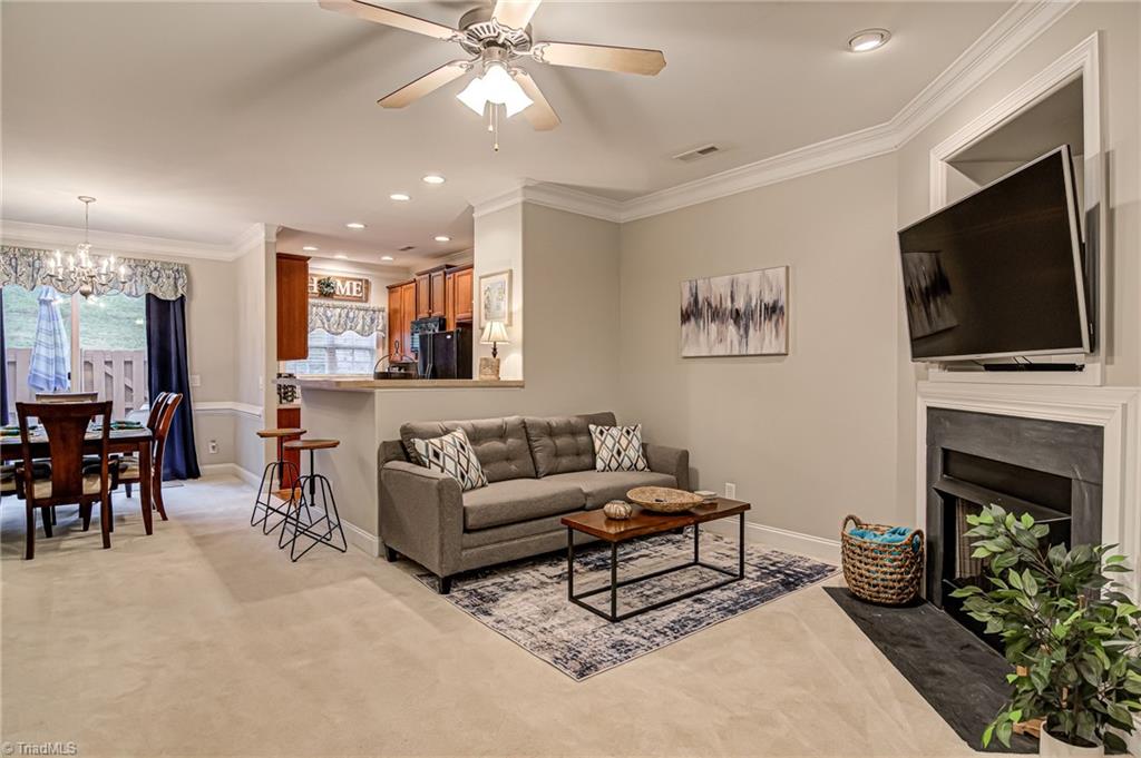 1202 Southlake Court Lexington, NC 27295 - Photo 5 of 34