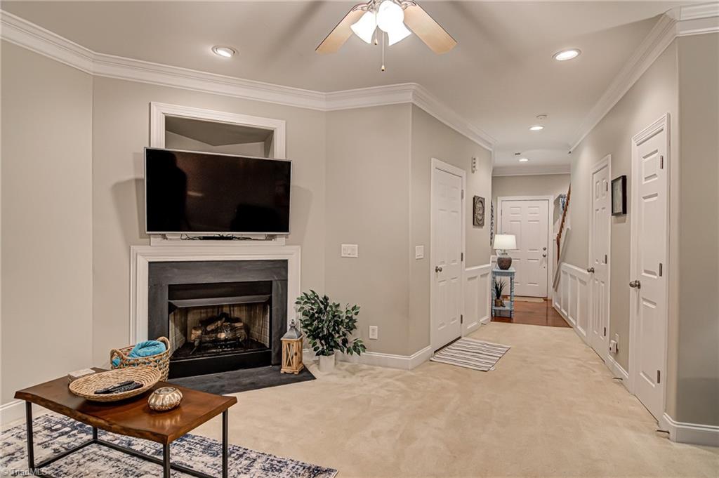 1202 Southlake Court Lexington, NC 27295 - Photo 7 of 34