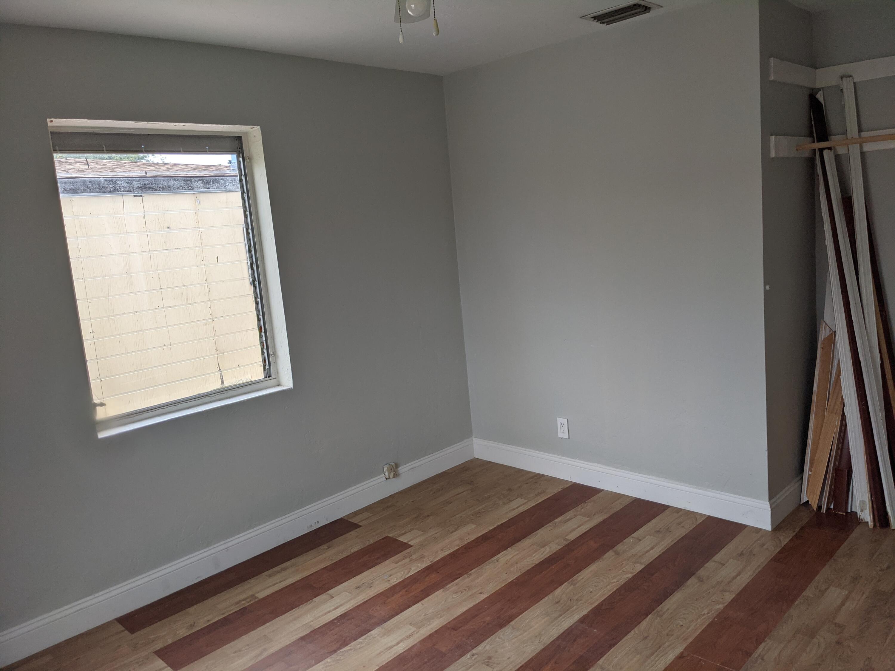 633 Cherry Road West Palm Beach, FL 33409 - Photo 12 of 20 2nd Bedroom