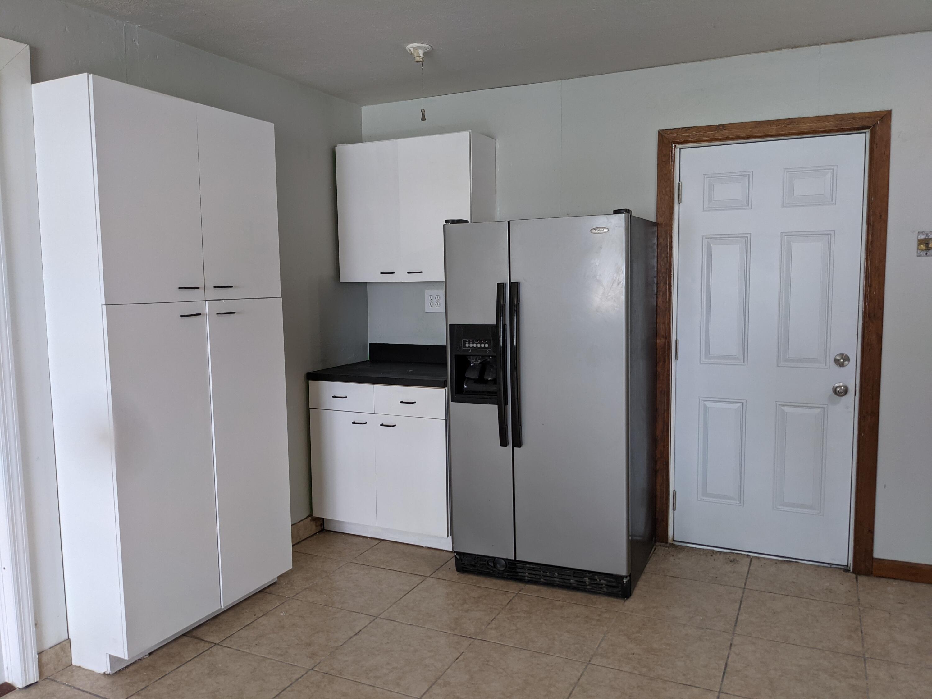 633 Cherry Road West Palm Beach, FL 33409 - Photo 8 of 20 Dining Area