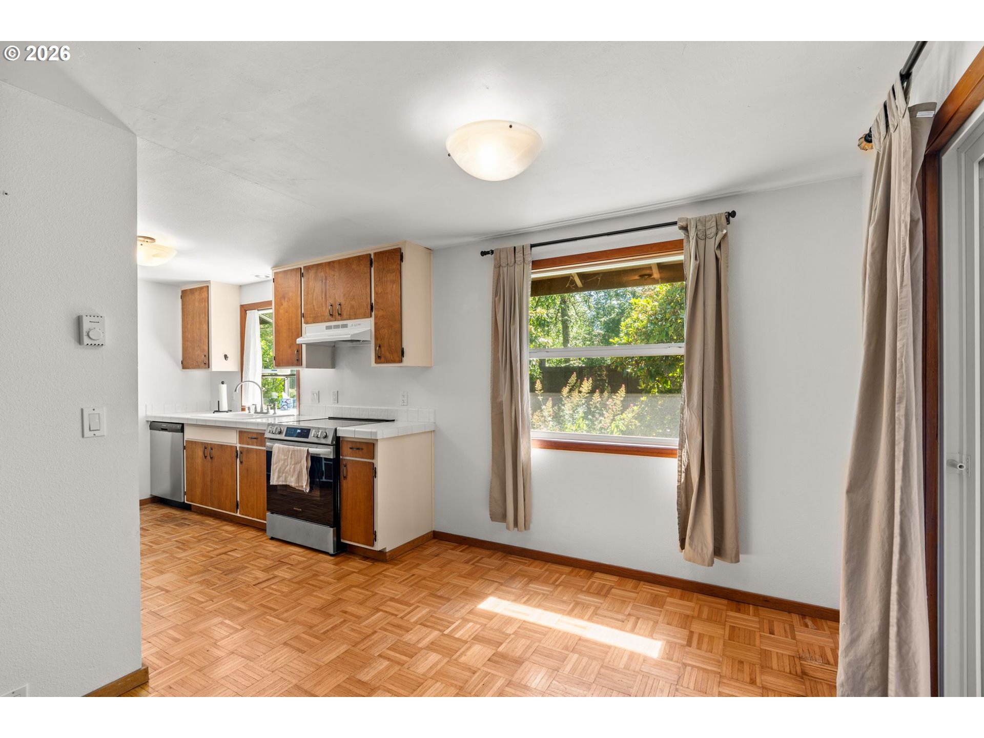 1940 Tarpon Street Eugene, OR 97401 - Photo 13 of 30