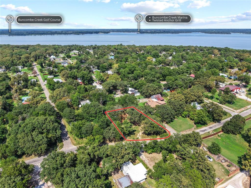29 Allen A Dale Gordonville, TX 76245 - Photo 4 of 25 a view of a pathway of a building