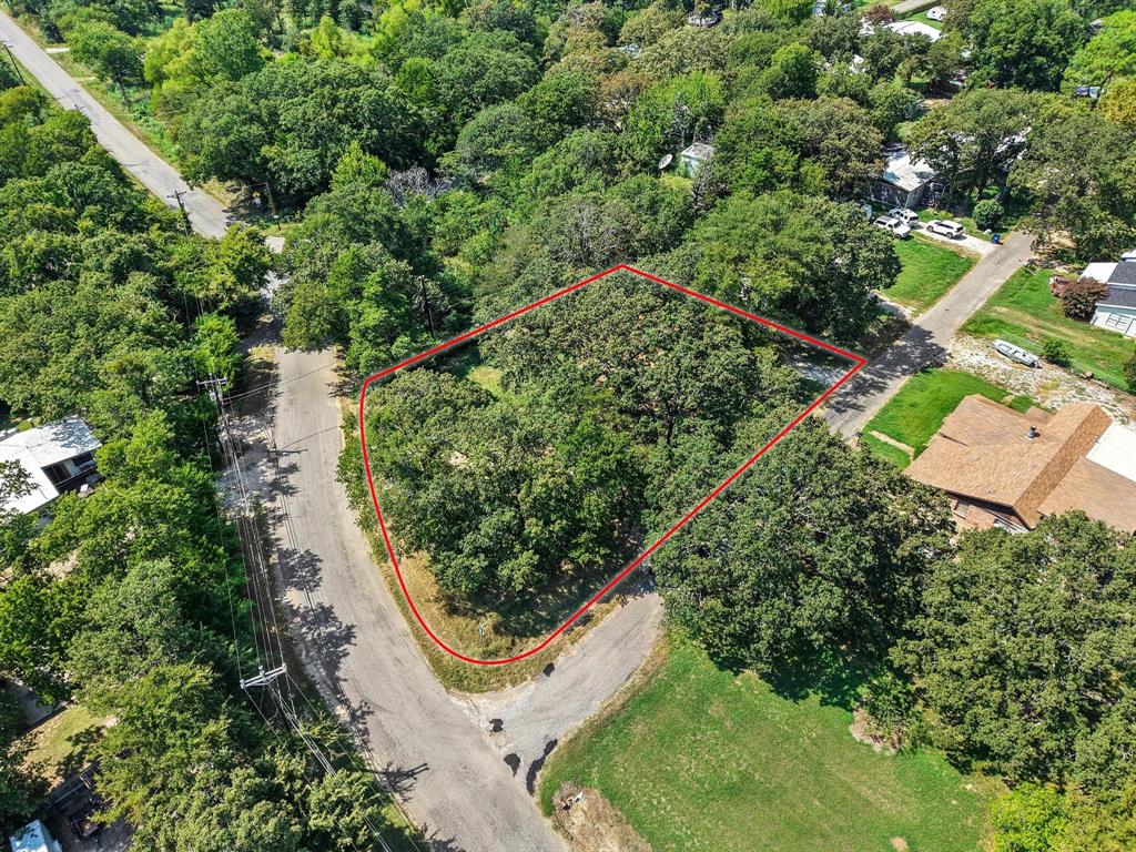 29 Allen A Dale Gordonville, TX 76245 - Photo 9 of 25 an aerial view of a house