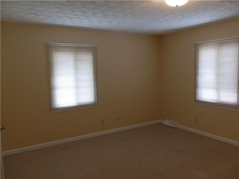 199 South Restin Road Greenwood, IN 46142 - Photo 15 of 18 Gallery Image 15