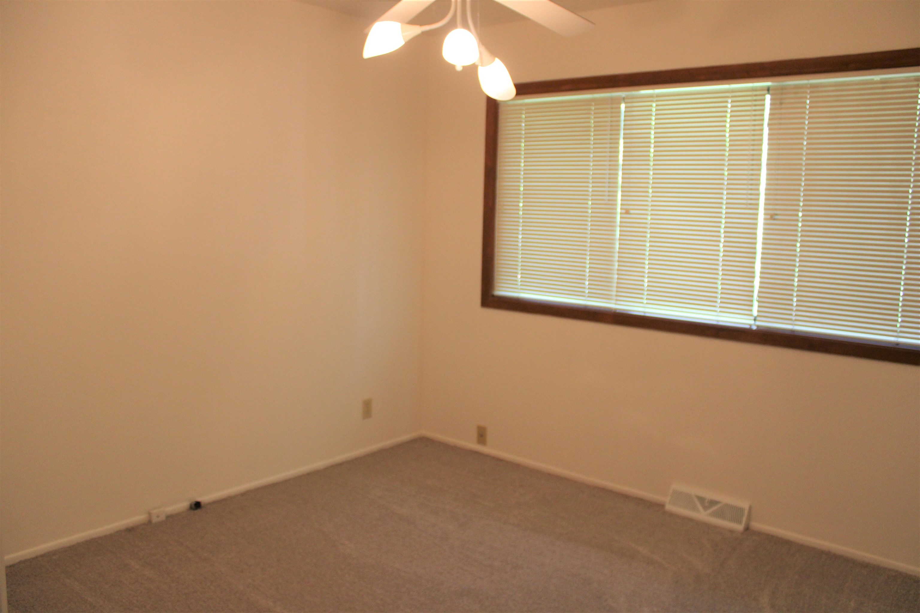 12518 East Houk Road Spokane, WA 99216 - Photo 14 of 50
