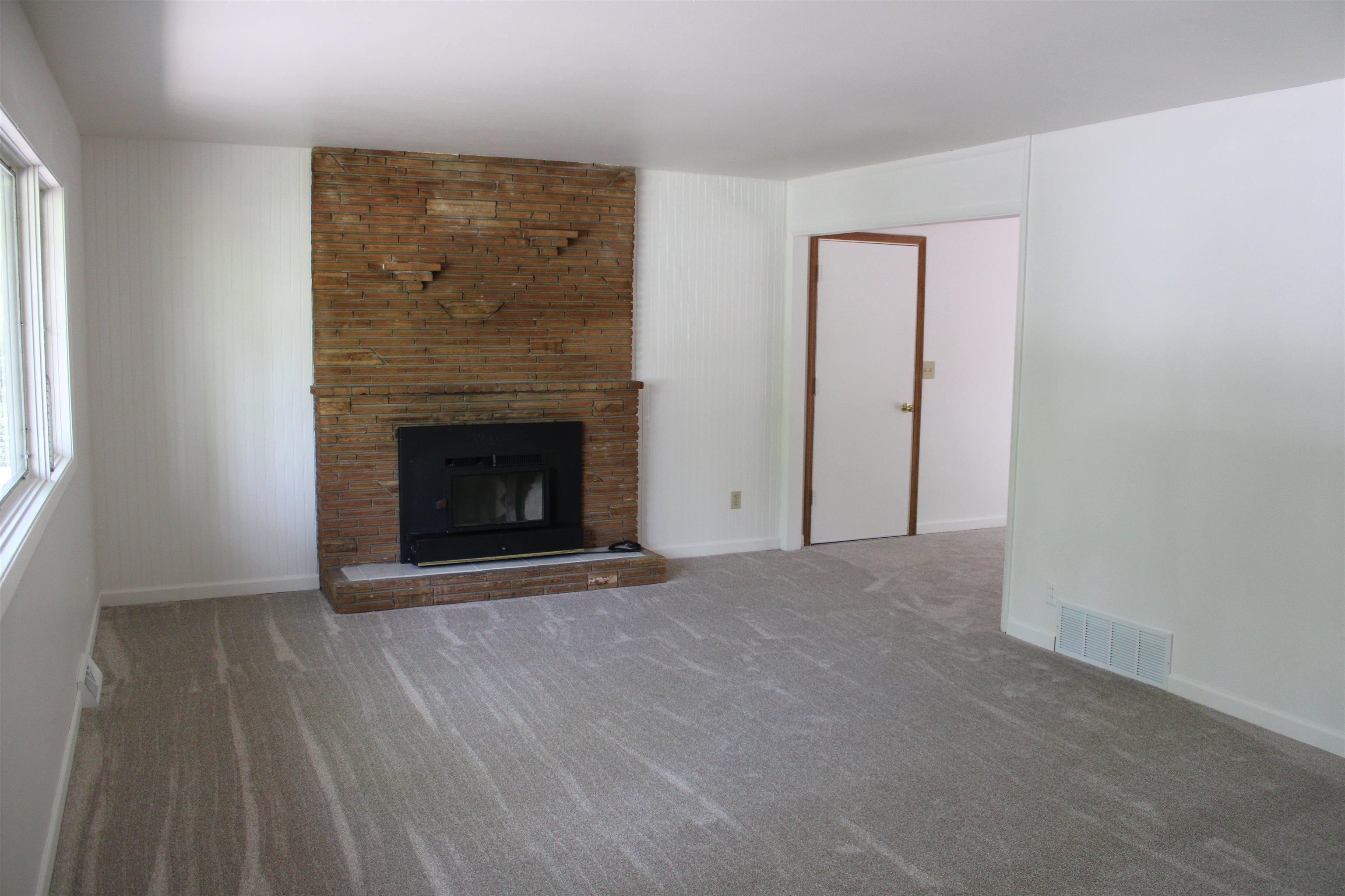 12518 East Houk Road Spokane, WA 99216 - Photo 4 of 50