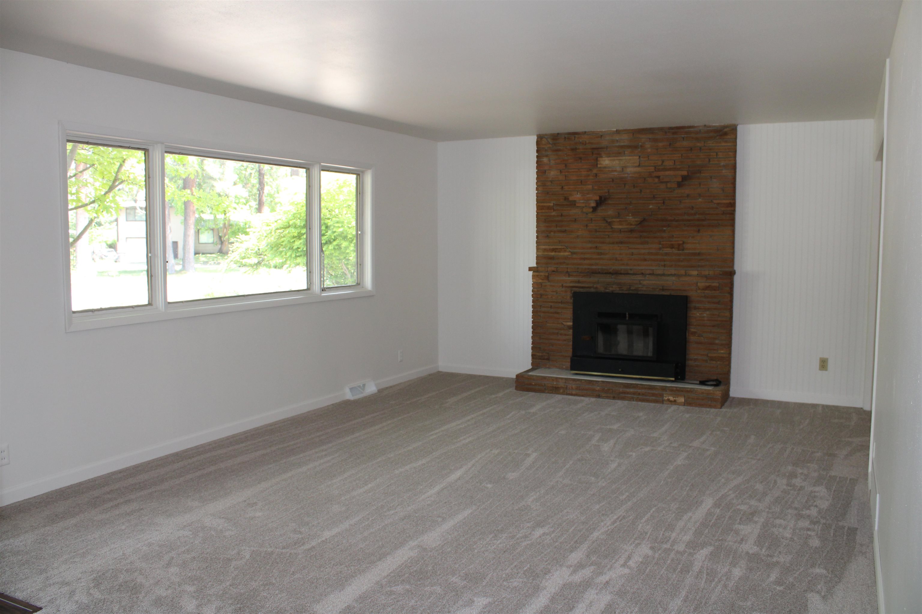 12518 East Houk Road Spokane, WA 99216 - Photo 5 of 50