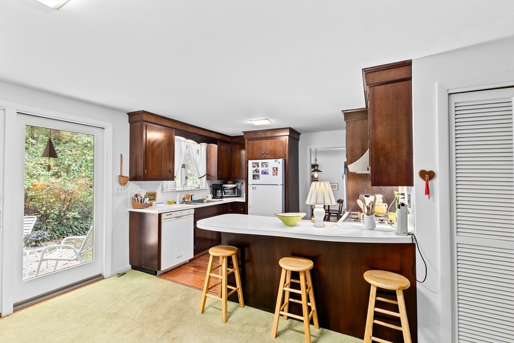 23 Old Powder House Road Lakeville, MA 02347 - Photo 15 of 41 Gallery Image 15