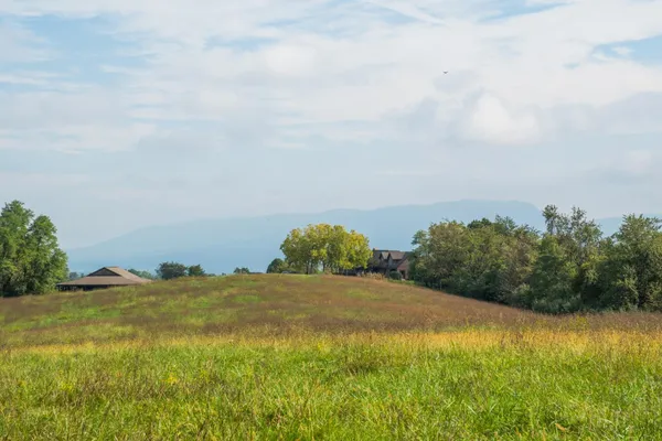 $2,950,000 | 945 Neese Lane, New Market, VA 22844