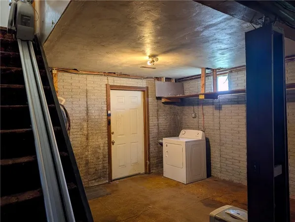 $140,000 | 508 South Lyon Street, Grant City, MO 64456