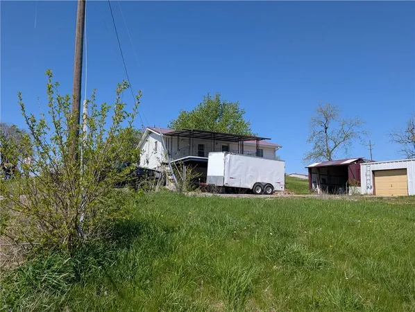 $140,000 | 508 South Lyon Street, Grant City, MO 64456