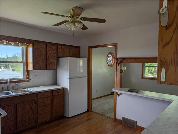$140,000 | 508 South Lyon Street, Grant City, MO 64456